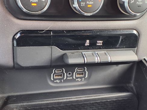 Used 2021 RAM 1500 Lone Star RWD image 21