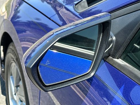 Used 2024 Hyundai Elantra SE FWD image 16