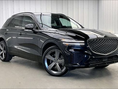 Used 2023 Genesis GV70 3.5T Sport w/ Sport Prestige Package AWD/4WD image 35