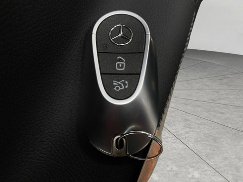 New 2026 Mercedes-Benz GLC 300 4MATIC image 32