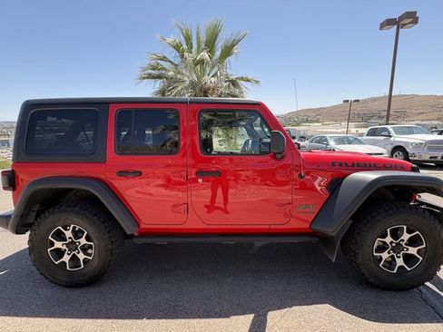 Used 2021 Jeep Wrangler Unlimited Rubicon w/ LED Lighting Group AWD/4WD image 6