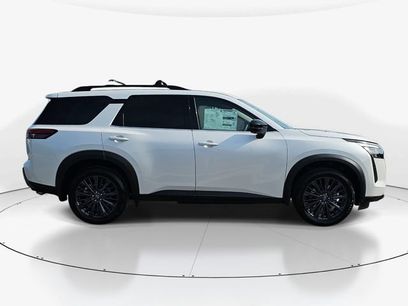 New 2026 Nissan Pathfinder SL w/ SL Premium Package