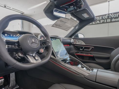 New 2026 Mercedes-Benz SL 63 AMG S e Performance 4MATIC image 7