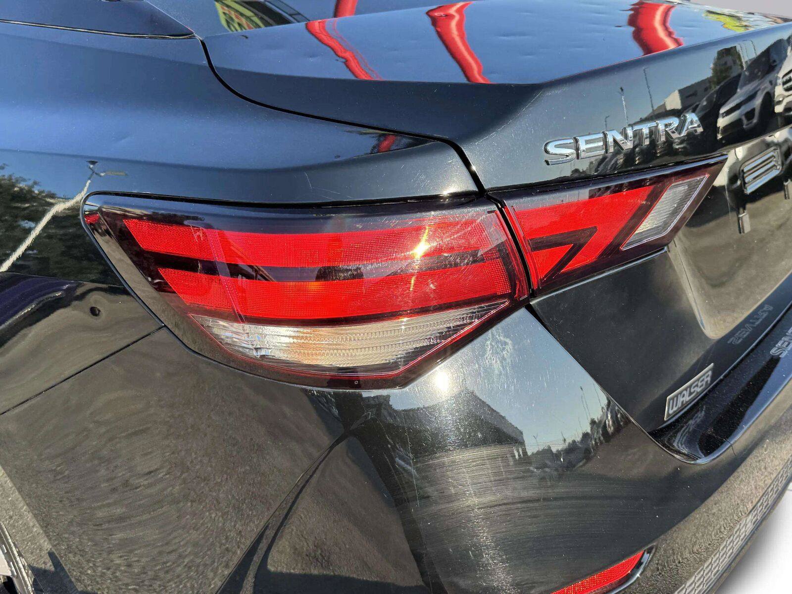 Used 2021 Nissan Sentra SV w/ SV Premium Package FWD image 49