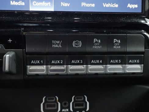 Certified 2024 RAM 3500 Laramie w/ Night Edition AWD/4WD image 32