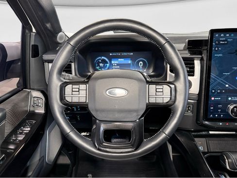 Used 2022 Ford F150 Lightning Platinum AWD/4WD image 9