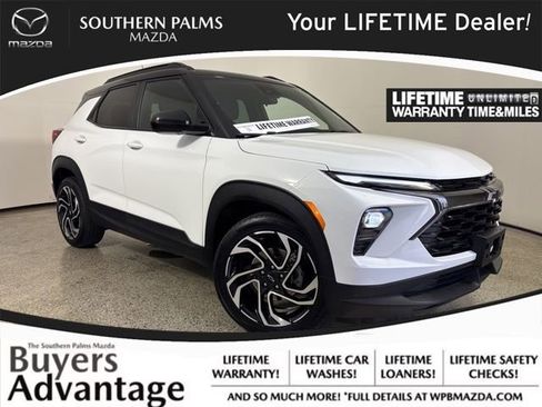 Used 2024 Chevrolet TrailBlazer RS image 1