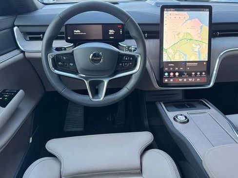 Certified 2025 Volvo EX90 Plus image 14