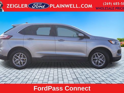 Used 2024 Ford Edge SEL image 6