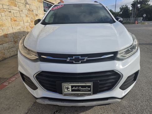 Used 2020 Chevrolet Trax LT w/ Redline Edition FWD image 14
