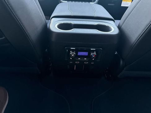 New 2026 GMC Yukon XL Elevation w/ Elevation Premium Package image 13