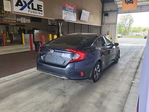 Used 2019 Honda Civic LX image 3