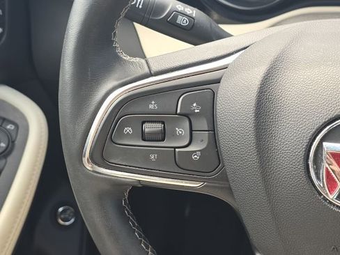 Used 2023 Buick Encore GX Essence w/ Experience Buick Package image 27