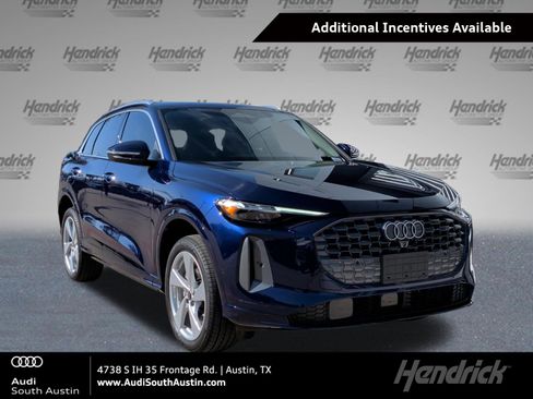 Used 2025 Audi Q5 Premium AWD/4WD image 1