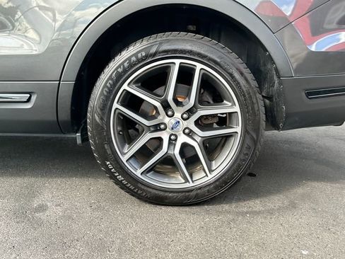 Used 2018 Ford Explorer Sport w/ Equipment Group 401A image 28