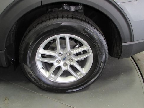 New 2026 Ford Explorer Active image 10