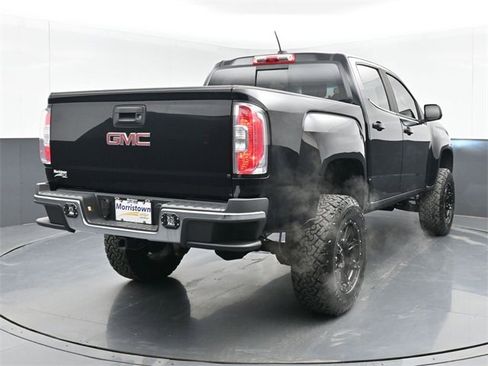 Used 2018 GMC Canyon SLE w/ SLE Convenience Package image 14