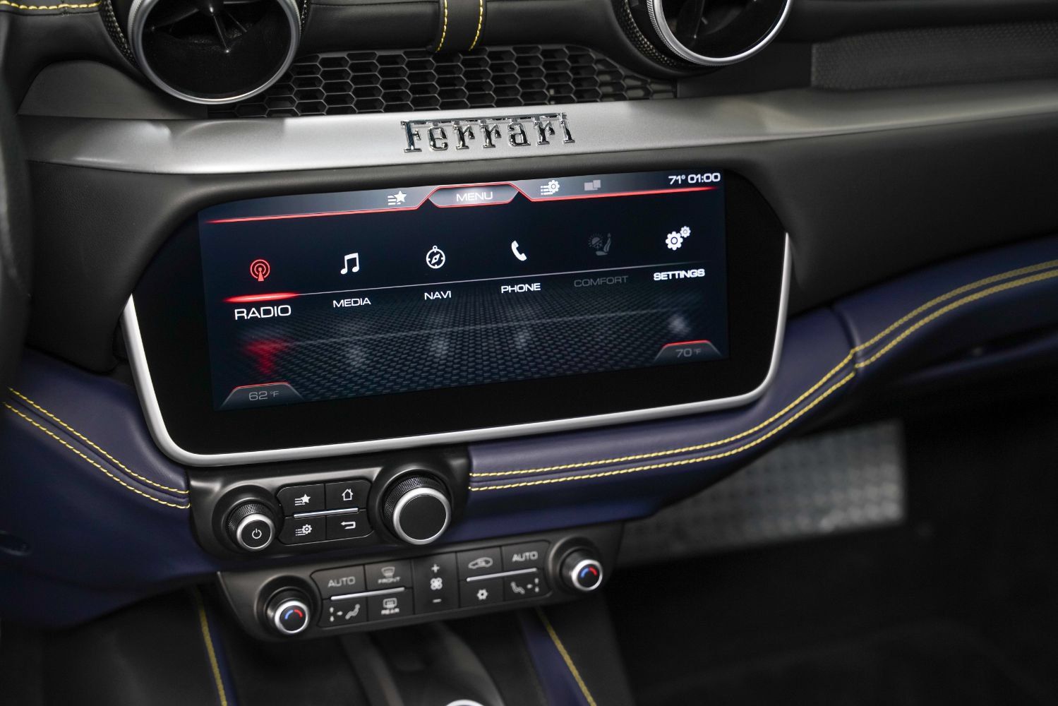 Used 2019 Ferrari Portofino RWD image 44