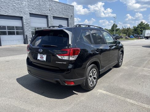 Used 2024 Subaru Forester Premium AWD/4WD image 23
