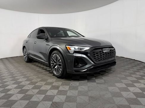 Used 2024 Audi Q8 e-tron Premium Plus w/ Premium Plus Package AWD/4WD image 5