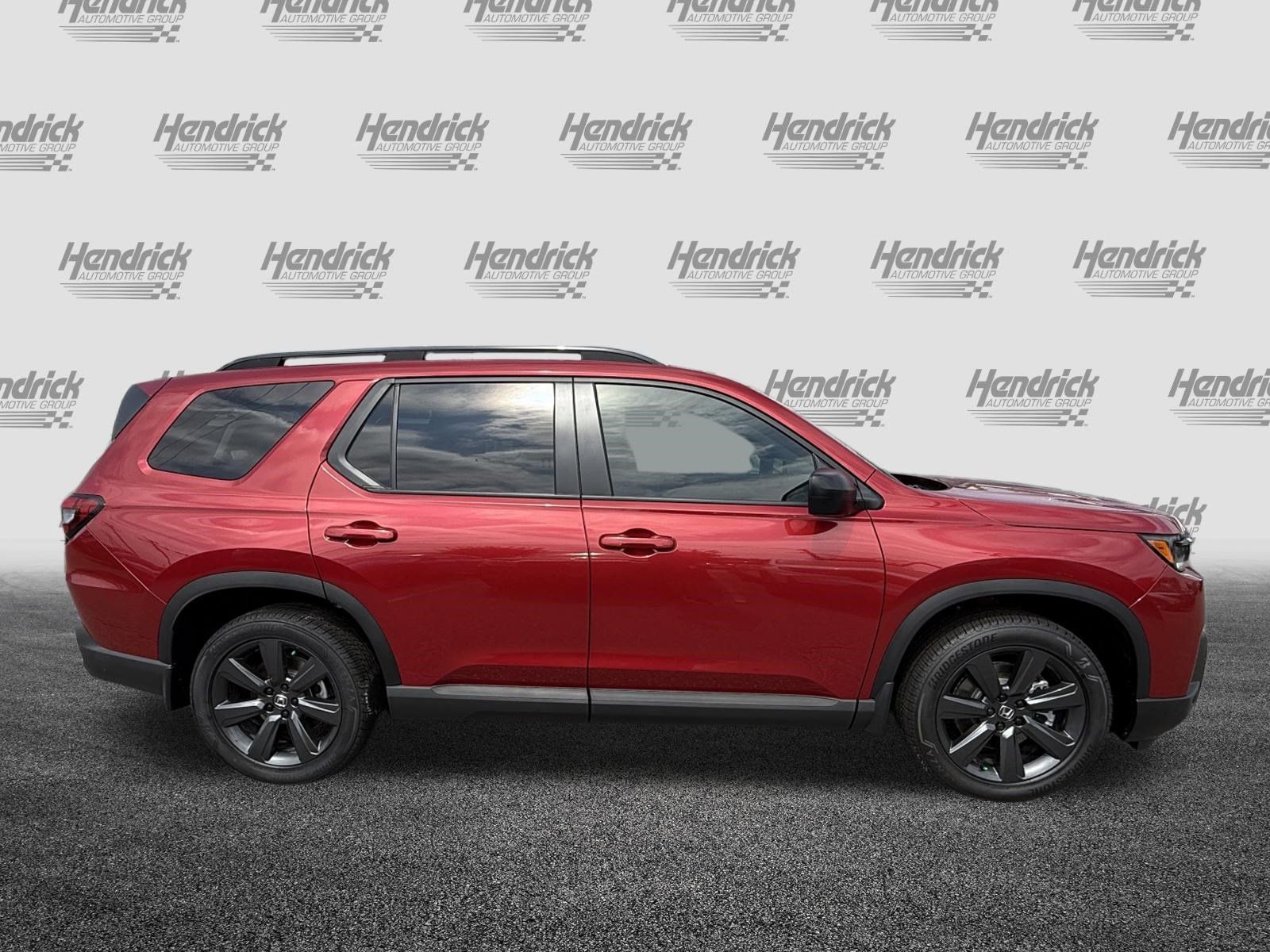 New 2026 Honda Pilot Sport image 11