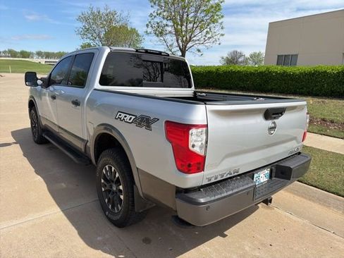 Used 2018 Nissan Titan PRO-4X w/ Pro-4x Utility Package image 10