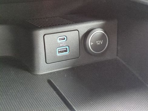 Used 2021 Ford Escape SE w/ Convenience Package image 30