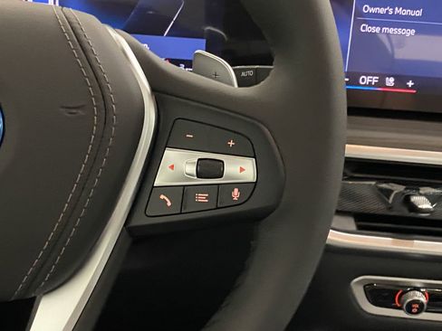 New 2026 BMW X5 xDrive50e w/ Climate Comfort Package image 30