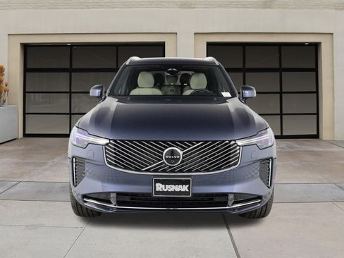 New 2026 Volvo XC90 B6 Plus w/ Protection Package Premier image 2