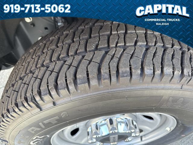 New 2026 Ford F250 XL w/ XL Chrome Package RWD image 16