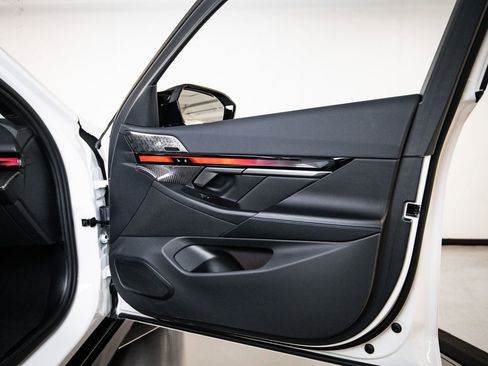 Used 2024 BMW i5 M60 w/ Premium Package AWD/4WD image 27