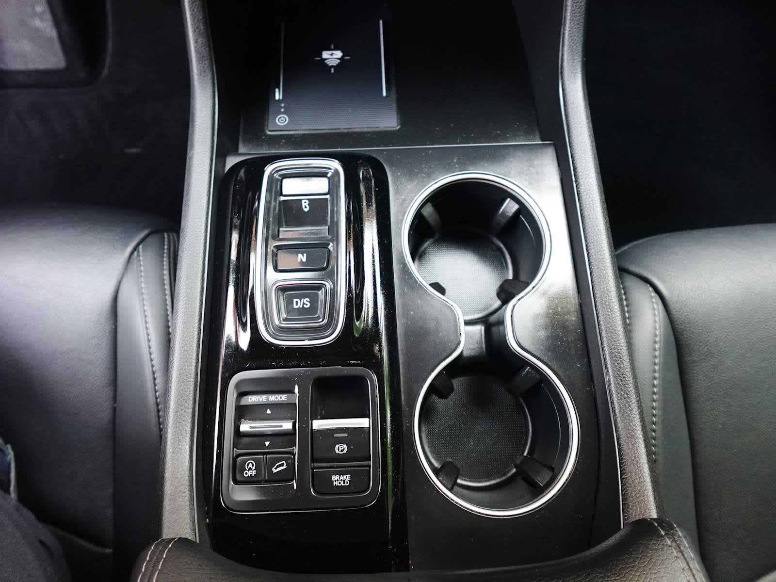 Certified 2024 Honda Pilot Touring image 23