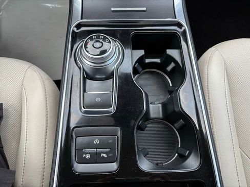 Used 2020 Ford Edge Titanium w/ Equipment Group 301A image 20