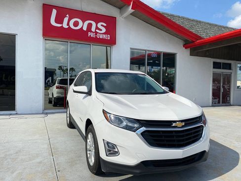 Used 2019 Chevrolet Equinox LT FWD image 2