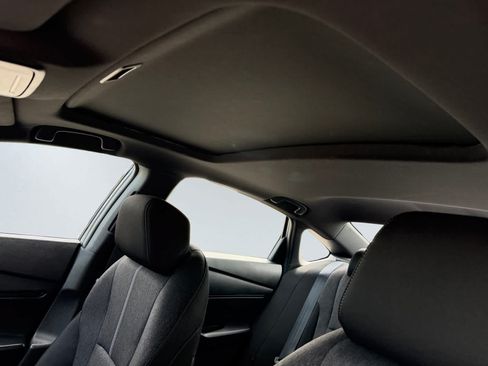 Used 2023 Honda Accord Sport image 13