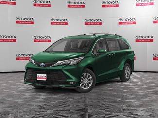 New 2026 Toyota Sienna XLE AWD/4WD video 1