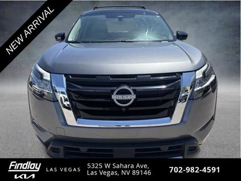 Used 2024 Nissan Pathfinder SL w/ SL Premium Package AWD/4WD image 2