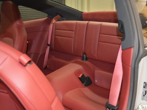 Certified 2024 Porsche 911 Carrera GTS RWD image 36