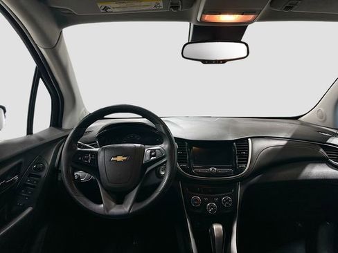 Used 2019 Chevrolet Trax LT AWD/4WD image 22