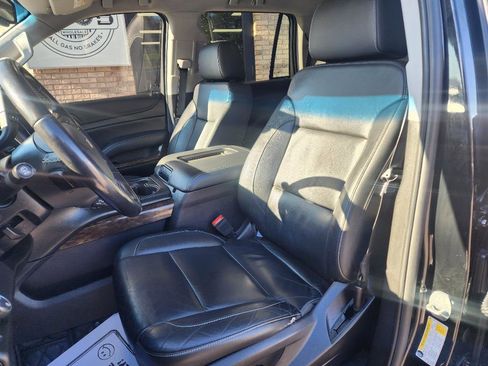 Used 2019 Chevrolet Tahoe LT image 15