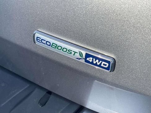 Used 2020 Ford Explorer XLT AWD/4WD image 10