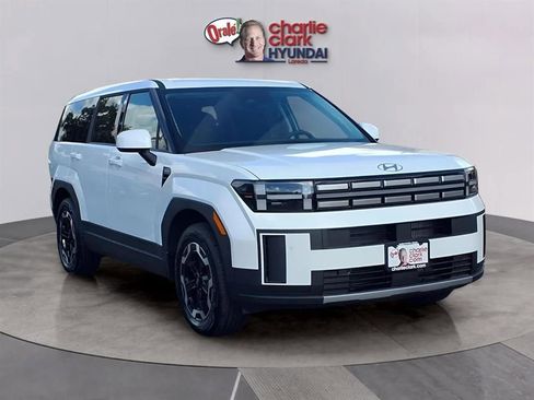 New 2026 Hyundai Santa Fe SE image 7