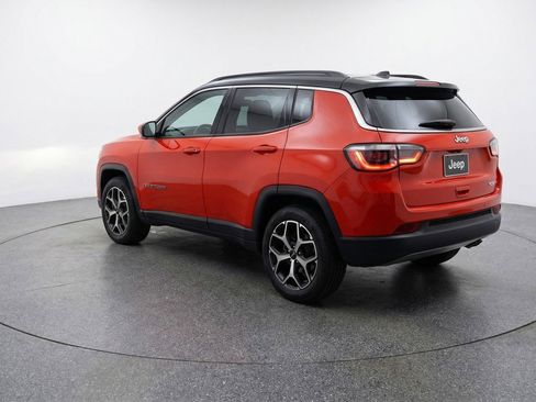 Used 2025 Jeep Compass Limited image 6