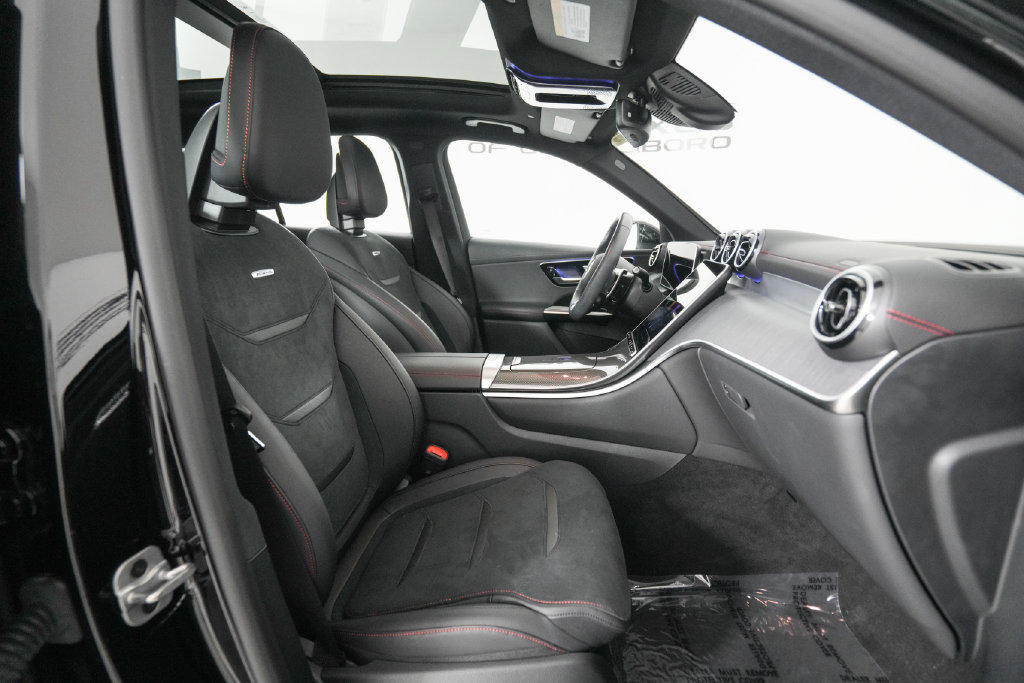 Used 2025 Mercedes-Benz GLC 43 AMG 4MATIC image 19