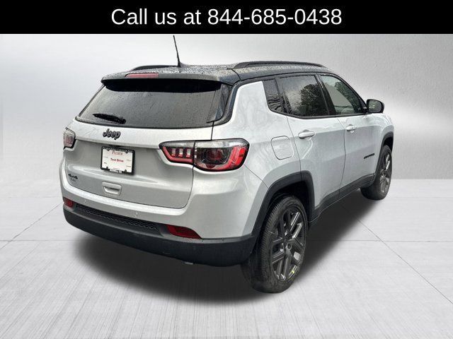 New 2026 Jeep Compass Limited w/ Sun, Sound & Navigation Group AWD/4WD image 5
