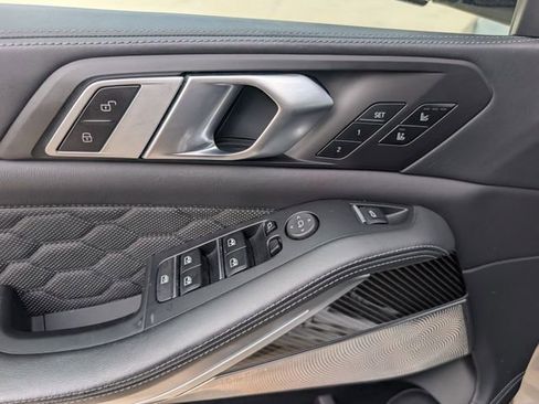 Used 2021 BMW X5 M w/ Competition Package AWD/4WD image 22