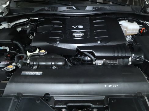 Used 2022 Nissan Armada SL w/ Midnight Edition Package RWD image 40