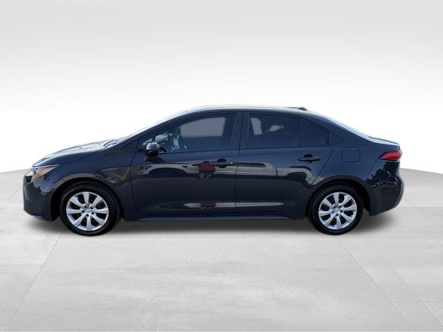 Used 2025 Toyota Corolla LE FWD image 12