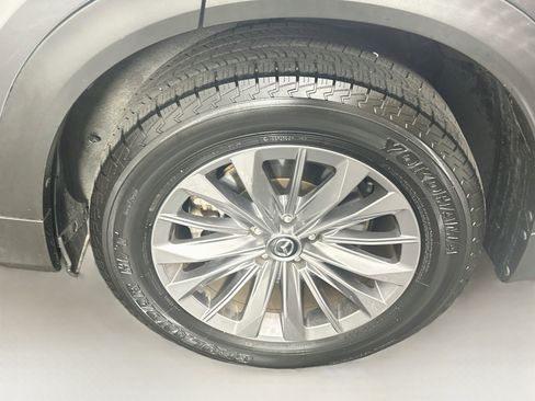Used 2025 MAZDA CX-90 3.3 Turbo w/ Preferred Package AWD/4WD image 11