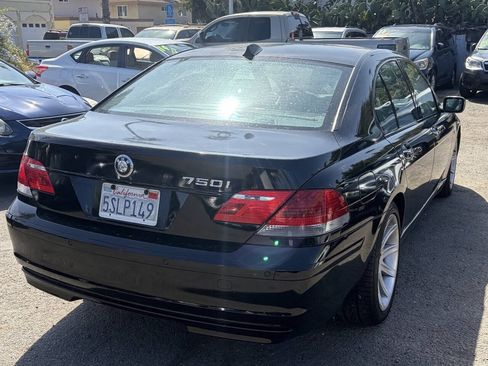 Used 2006 BMW 750i RWD image 7